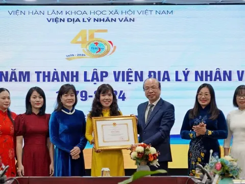 Thúc đẩy khoa học địa lý nhân văn, góp phần phát triển bền vững