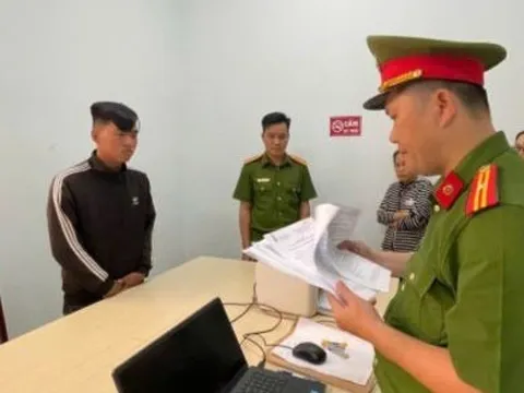 Trả giá đắt vì giao cấu với bé gái 12 tuổi quen qua mạng