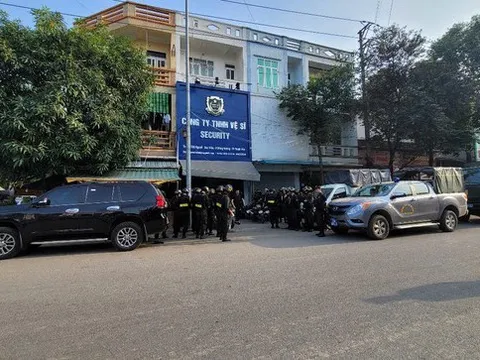 Thu hồi giấy chứng nhận của công ty vệ sĩ dẹp đường cho xe đám cưới