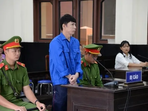 Đâm chết người tình vì bị thách thức, người đàn ông lĩnh 14 năm tù