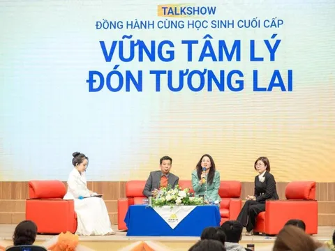 Đồng hành cùng học sinh cuối cấp, không để yêu thương trở thành áp lực