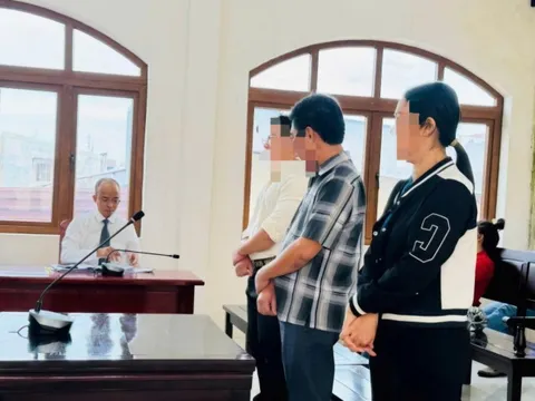 Lãnh đạo xã bị phạt tù vì tiếp tay khai thác khoáng sản trái phép