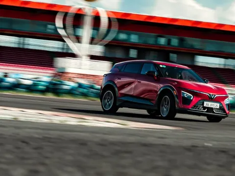 “3 tốt” giúp VF 7 đắt khách hơn xe xăng cùng phân khúc