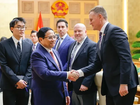 Thủ tướng tiếp đoàn doanh nghiệp hàng không vũ trụ, quốc phòng, an ninh của Hoa Kỳ