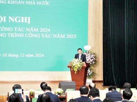 UBCKNN cần phát huy tốt vai trò huy động vốn trung và dài hạn