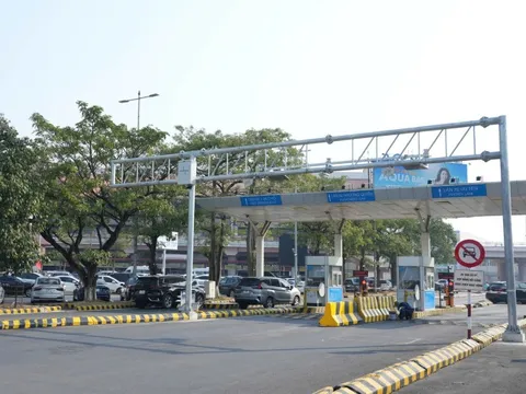 Sân bay Nội Bài áp dụng thu phí không dừng tại tất cả các lối vào