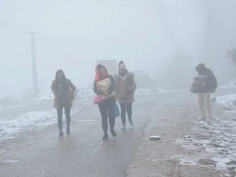 Miền Bắc sắp đón 3 đợt không khí lạnh mạnh "lạ thường", rét đậm rét hại kéo dài