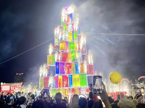 Khách quốc tế tăng, du lịch miền Trung đón nhiều khởi sắc