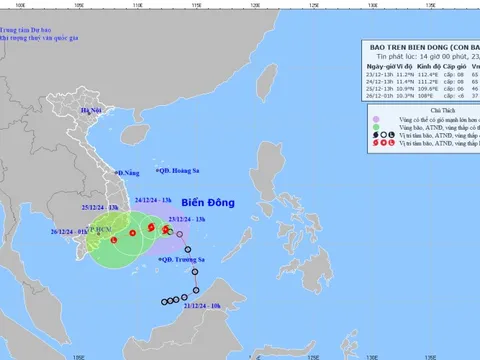 Bão số 10 hình thành trên biển Đông, miền Trung mưa rất lớn