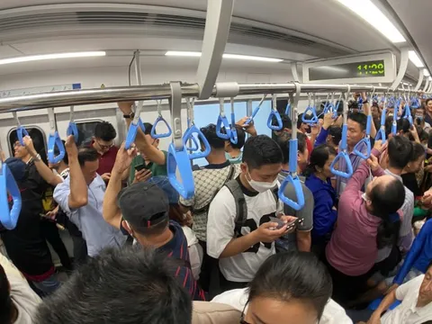 Chính thức vận hành metro số 1