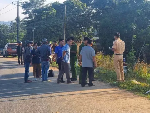 Bình Thuận: Điều tra nguyên nhân 2 người thương vong nằm ven đường