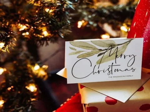 Lời chúc Giáng sinh 2024 hay, ý nghĩa dành cho bố mẹ