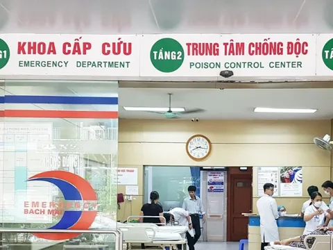 Khẩn trương phối hợp điều tra, xác minh làm rõ nguyên nhân vụ nghi ngờ ngộ độc tại Long Biên