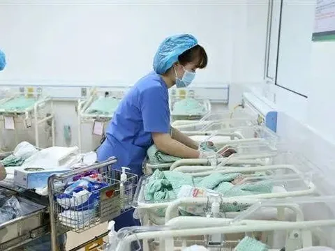 Nguy cơ dân số âm khi người trẻ ngày càng có xu hướng kết hôn muộn, sinh ít con