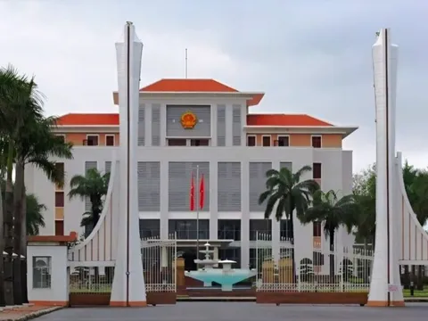 Quảng Nam chính thức tinh giản hơn 100 cán bộ, công chức ngay nửa đầu năm 2025