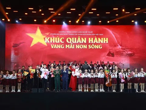 Xúc động và tự hào “Khúc quân hành vang mãi non sông”