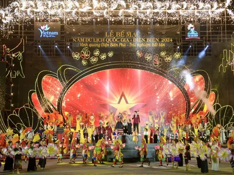 Từ "Vinh quang Điện Biên Phủ - Trải nghiệm bất tận" đến "Kinh đô xưa - Vận hội mới"