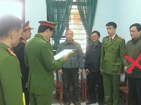 Khởi tố tài xế không có bằng lái xe gây tai nạn làm 2 người thương vong