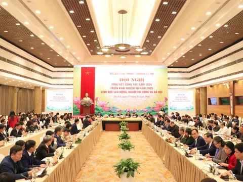 Thị trường lao động phục hồi mạnh mẽ, tỷ lệ thất nghiệp giảm ấn tượng