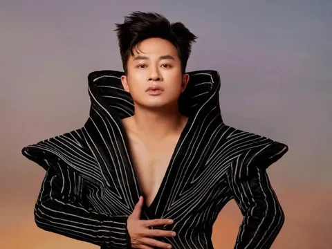 "Tái sinh'' của Tùng Dương bất ngờ lọt top 1 Trending trên YouTube