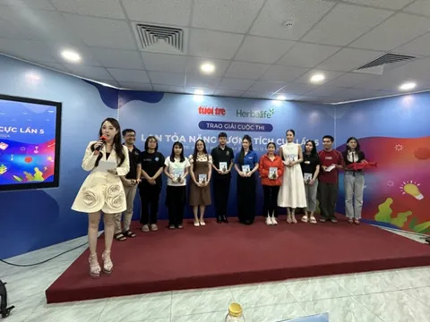 “Từ trái tim đến trái tim” để xây dựng một cộng đồng hạnh phúc