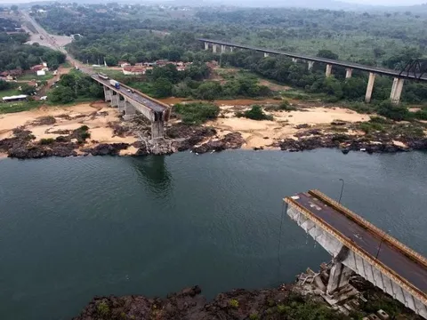 Số nạn nhân vụ sập cầu ở Brazil tăng lên 9 người, nhiều người vẫn mất tích
