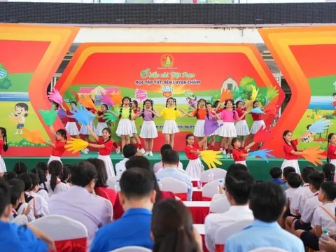 Gần 1.600 thiếu nhi tham dự ngày hội “Thiếu nhi Việt Nam - Học tập tốt, rèn luyện chăm”