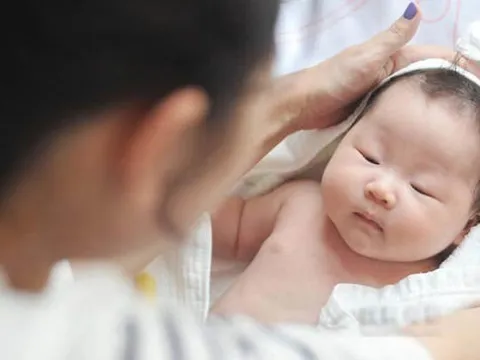 Bộ Y tế đề xuất không xử lý kỷ luật đối với đảng viên sinh con thứ 3