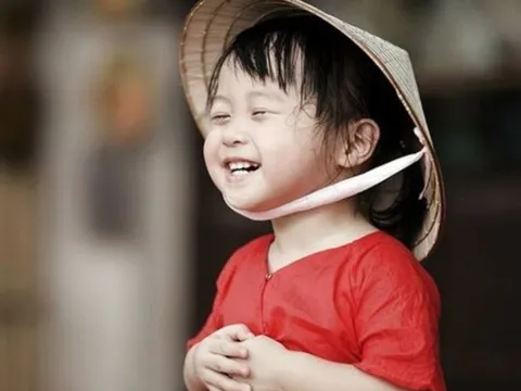 Giữ lại lòng tin cổ tích nơi con