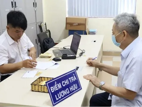 Chế độ, chính sách đối với trường hợp không tái cử, tái bổ nhiệm và cán bộ thôi việc, nghỉ hưu theo nguyện vọng