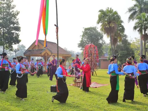 Đặc sắc các hoạt động văn hóa-'Xuân về trên bản làng'