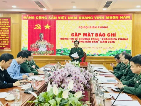 Xuân Biên phòng ấm lòng dân bản: Mang Tết trọn vẹn đến đồng bào vùng biên giới