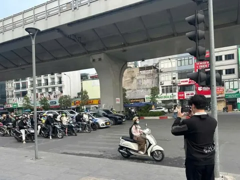 Luật sư cảnh báo rủi ro nếu lạm dụng quay clip vi phạm giao thông kiếm tiền