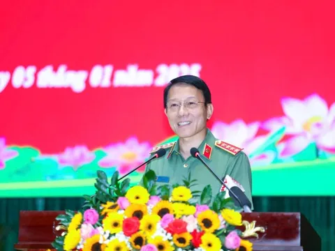 Công an TPHCM phải là lá cờ đầu trong thực hiện các chủ trương của Đảng