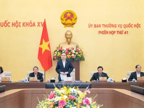 Khai mạc phiên họp thứ 41 của Ủy ban Thường vụ Quốc hội