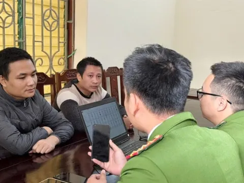 4 đối tượng đã mua bán hàng nghìn tài khoản ngân hàng như thế nào?