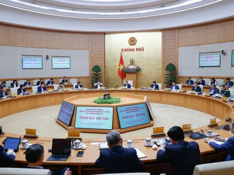 Nghiên cứu chuyển một số tập đoàn, tổng công ty về Chính phủ