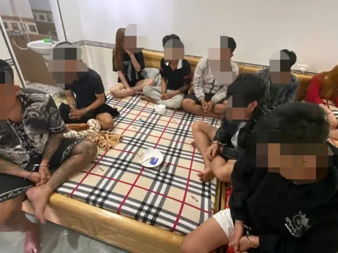 Khởi tố nhóm đối tượng góp tiền mua ma túy vào nhà nghỉ "bay lắc"
