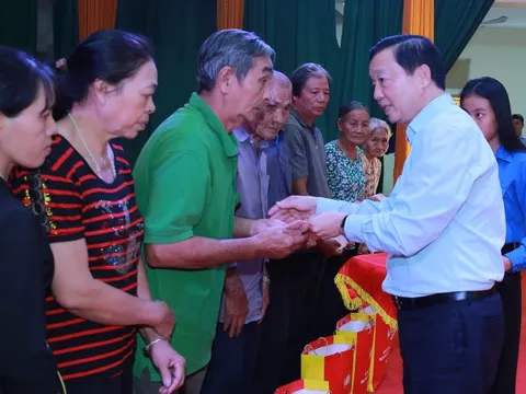 Phó Thủ tướng Trần Hồng Hà thăm, tặng quà Tết tại Đồng Nai