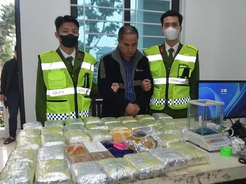 Thông tin mới nhất vụ Chủ tịch xã ở Nghệ An cầm đầu đường dây ma túy "khủng"