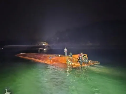 Sẵn sàng hỗ trợ công dân Việt Nam trong vụ lật phà ở Seosan Hàn Quốc