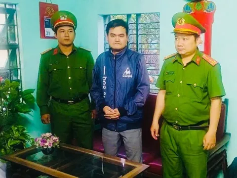 Bắt đối tượng lừa làm hồ sơ sổ đỏ chiếm đoạt tiền