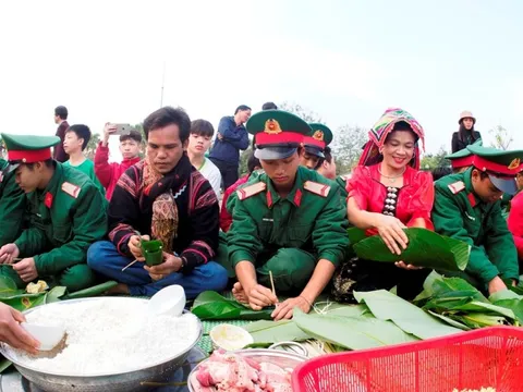 Chương trình ‘Bánh chưng xanh - Tết vì người nghèo’ năm 2025