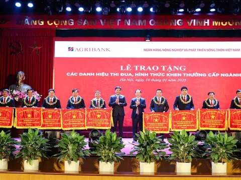 Agribank có kết quả toàn diện, ấn tượng, đóng góp tích cực vào hoạt động của ngành ngân hàng