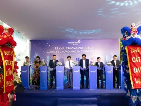 Chứng khoán Công thương Chi nhánh Thành phố Hồ Chí Minh khai trương trụ sở mới tại số 328 Võ Văn Kiệt