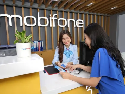 Cổ phiếu "họ" MobiFone tăng kịch trần
