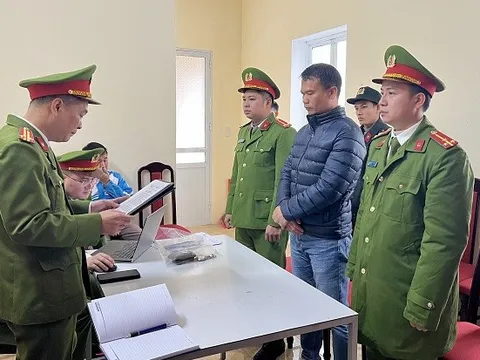Bắt tạm giam nguyên Chủ tịch HĐQT Công ty Cổ phần phân phối Top One