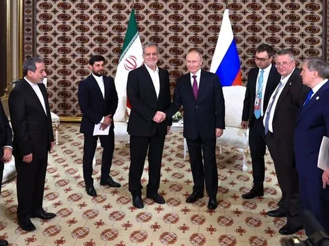 Ông Putin sắp gặp lại Tổng thống Iran, ký kết thỏa thuận quan trọng