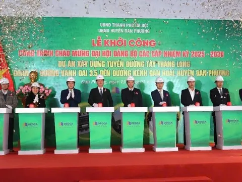 Trưởng ban Tuyên giáo Thành ủy Hà Nội dự lễ khởi công xây dựng tuyến đường Tây Thăng Long qua huyện Đan Phượng