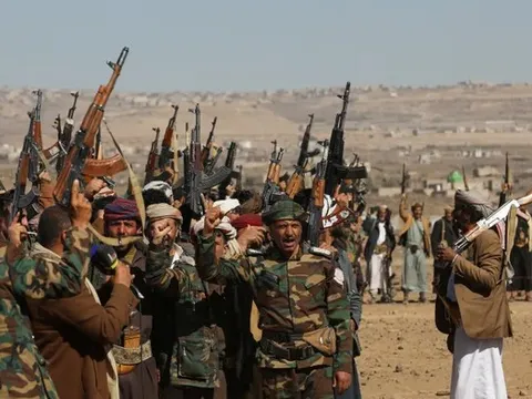 Houthi tuyên bố sẽ tiếp tục hành động nếu Israel vi phạm lệnh ngừng bắn ở Gaza